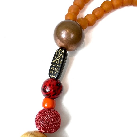 Handcarved Sitting Buddha, Ojime w/ Amber, Cartouche, Wood, Glass Beads & more - Picture 5 of 5